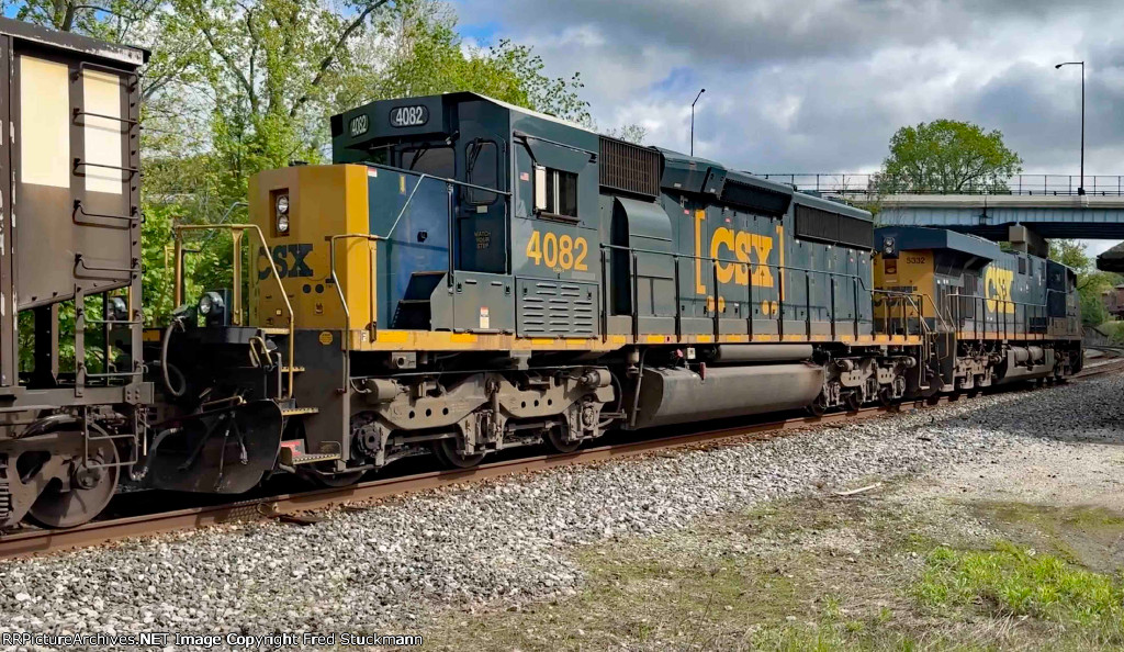 CSX 4082
